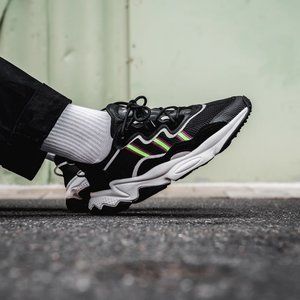 adidas Originals Ozweego Mens Sneakers